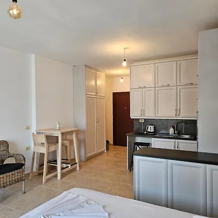 Blue Horizons Apartment