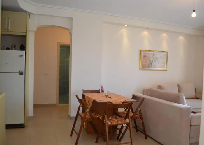 Blue Horizons Sarandë