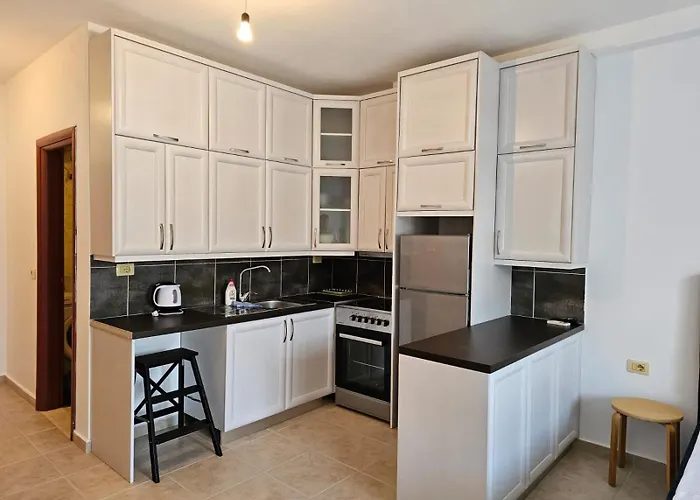 Blue Horizons * Sarande