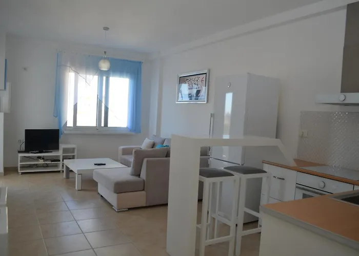 Blue Horizons Apartment *